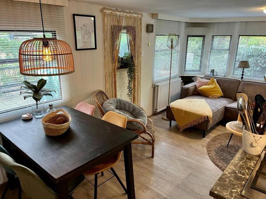 Sfeervol Chalet In Het Bos Nunspeet Kültér fotó